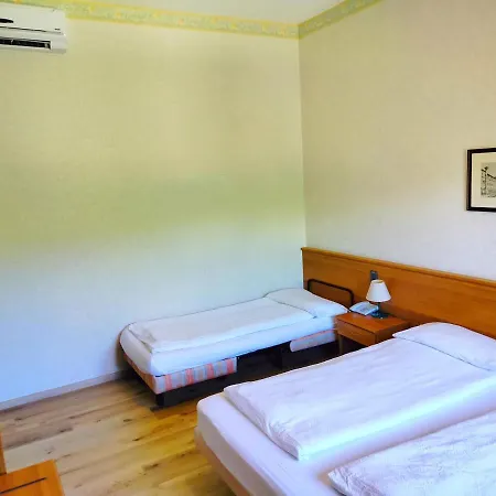 Hotel S.Maria Brenzone sul Garda Exterior photo